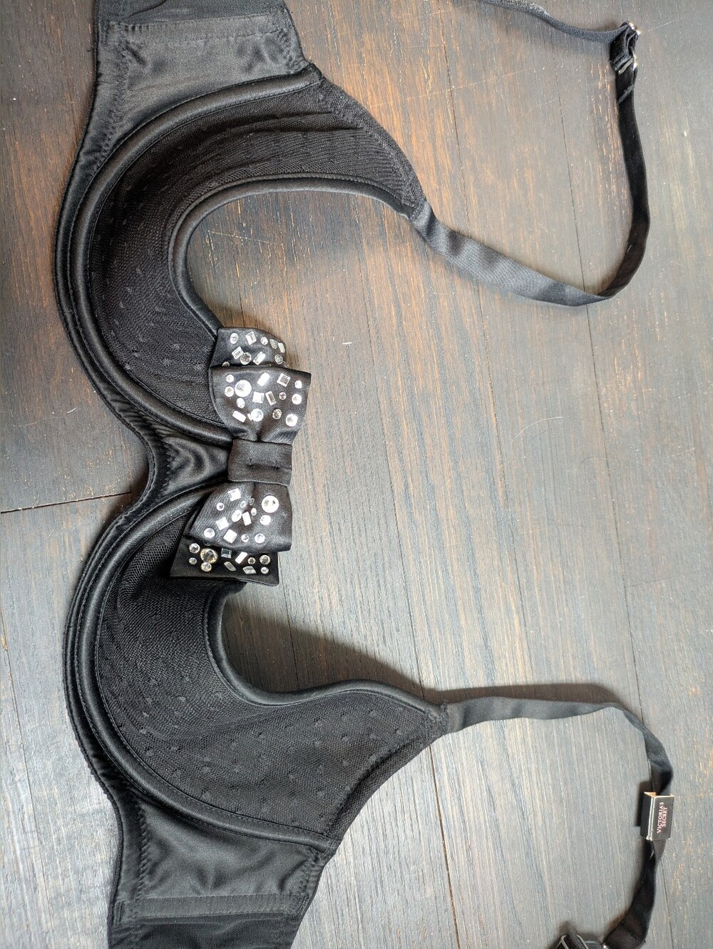 Victoria's Secret Dream Angels rhinestone sexy bow bra - 34D NWT